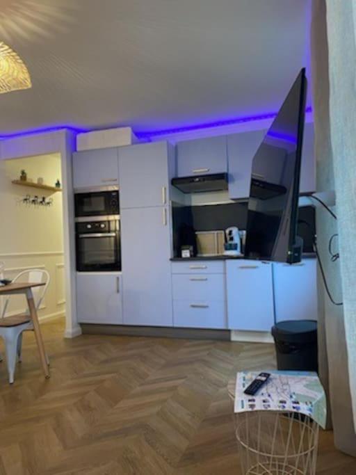 Apartment Perle Berckoise - - 250m De La - 1er Etage *